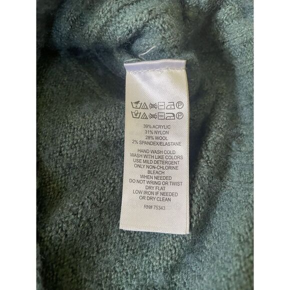 Tahari Green Turtleneck Sweater Side Button Longline Pullover Size S - Picture 3 of 7